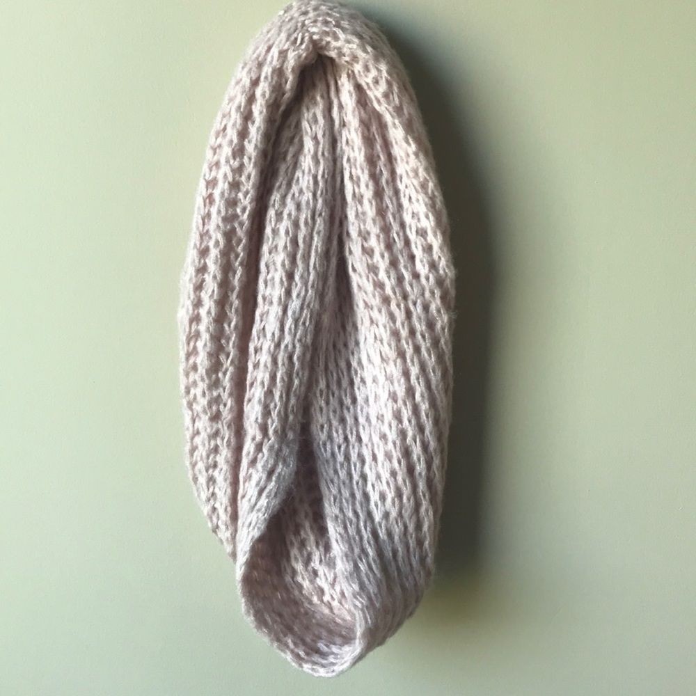Infinity scarf